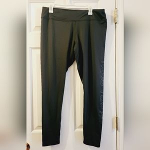 Plus Size athletic leggings